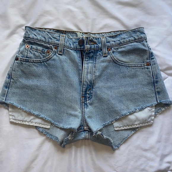 Levi's Pants - Levi’s Vintage High Waisted Shorts - 25/26